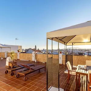 https://plaza-de-la-merced-apartment-iii.hotelsinnerja.org